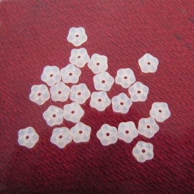 spacer 5mm Forget-Me-Not White Alabaster (24pcs) Czech - j3205