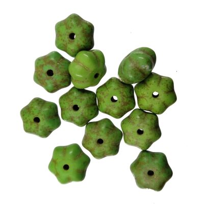 (Latviski) pērle ķirbis Magnesite 7x12mm (12gab) zaļa