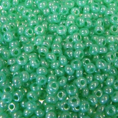 seed beads N9 Green Alabaster Lustered (25g) Czech - j1137
