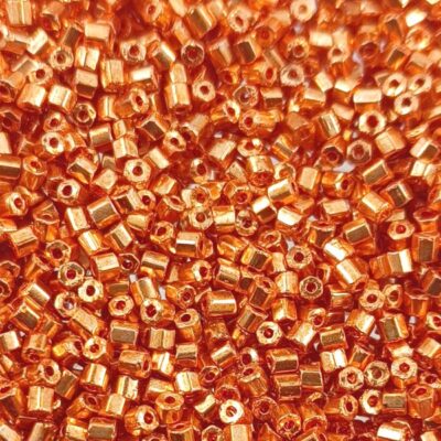 pērlītes N10 6stūri oranžas metāliskas "Orange Metallic" (25g) Čehija