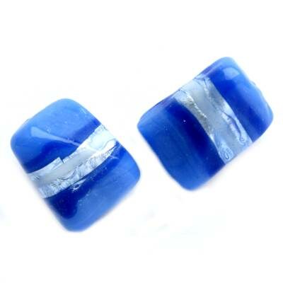 pērle neregulāra 15mm zila ar sudrabu (Indija)